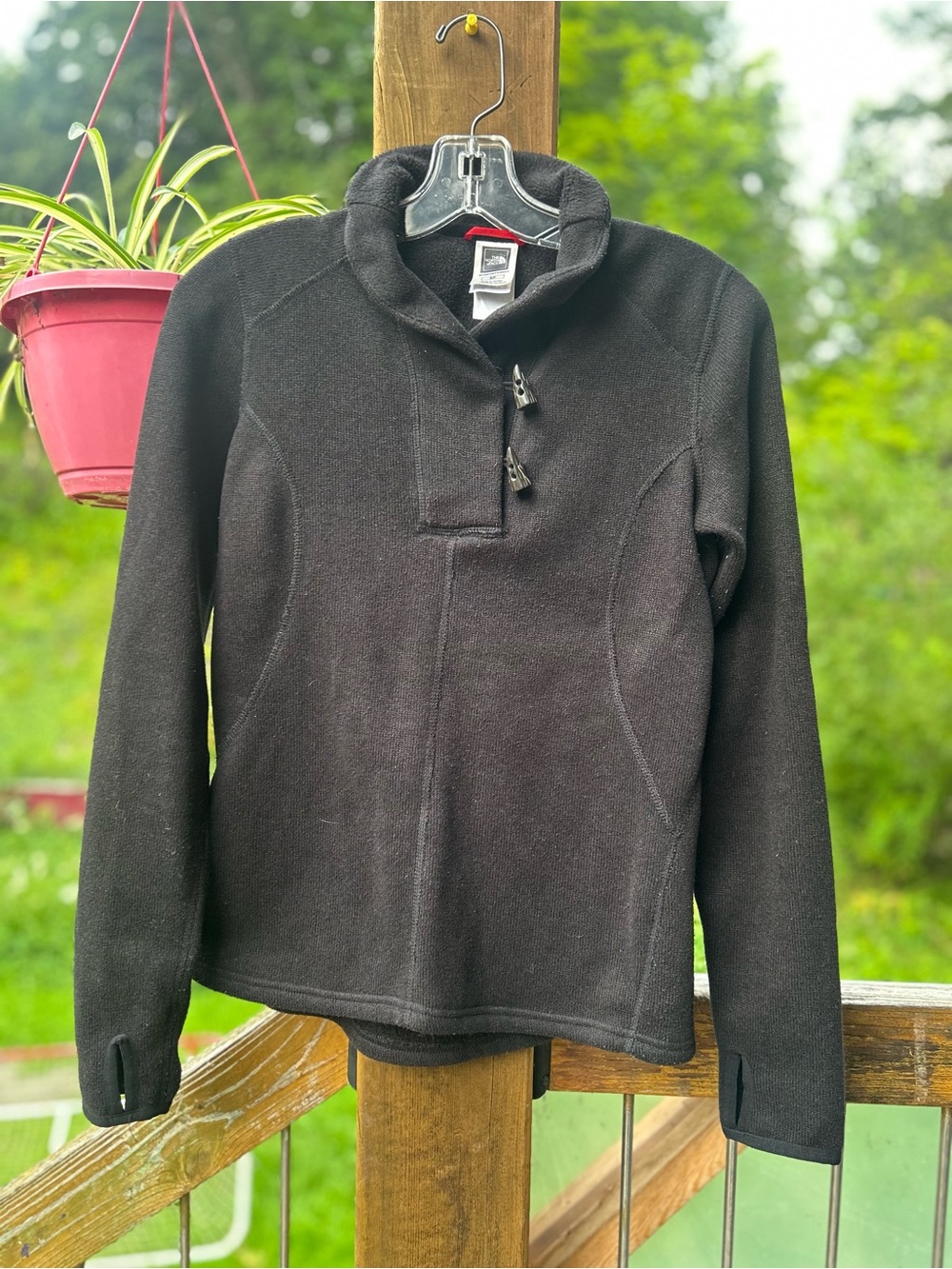 The North Face Black Women's Sweater • Medium